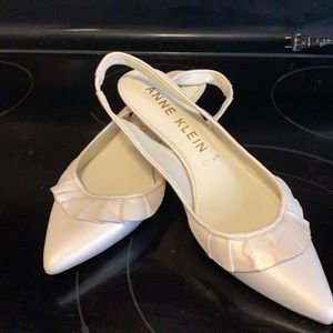 Anne Klein kitten heel shoes in iridescent ivory!